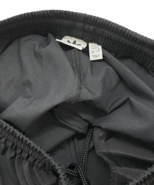 adidas（アディダス）adidas (アディダス) OVERSIZED ZIP OFF TRACKPANT/アディダス/JM9254 ブラック サイズ:Ｍの古着・服飾アイテム