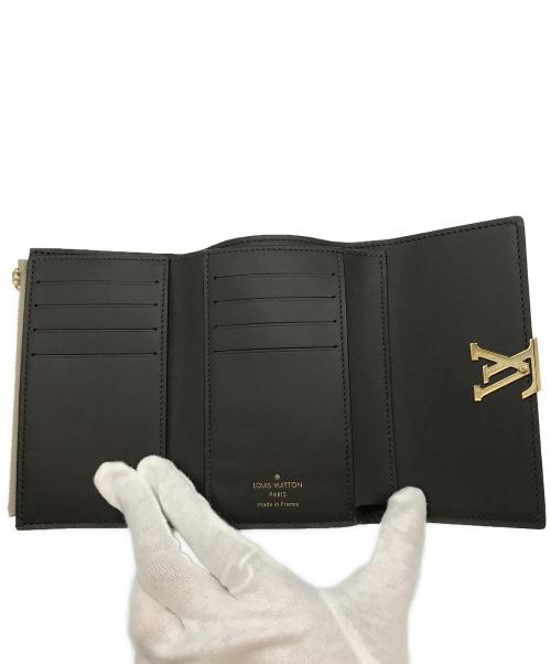 LOUIS VUITTON（ルイ ヴィトン）LOUIS VUITTON (ルイ ヴィトン) ポルトフォイユ・カプシーヌ コンパクト/ルイ ヴィトン/M62159/ ベージュの古着・服飾アイテム