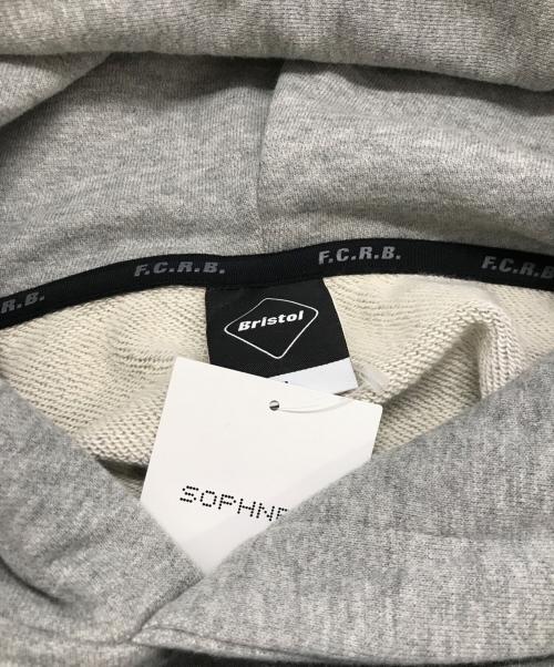 F.C.R.B.（エフシーレアルブリストル）F.C.R.B. (エフシーレアルブリストル) BRISTOL EMBROIDERY HOODIE/エフシーレアルブリストル/FCRB-210060/21SS グレー サイズ:XLの古着・服飾アイテム