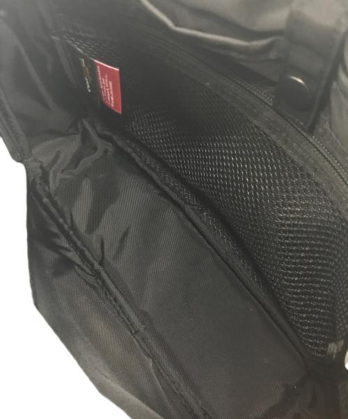 Manhattan Portage BLACK LABEL（マンハッタンポーテージ ブラックレーベル）Manhattan Portage BLACK LABEL (マンハッタンポーテージ ブラックレーベル) ショルダーバッグ ブラックの古着・服飾アイテム