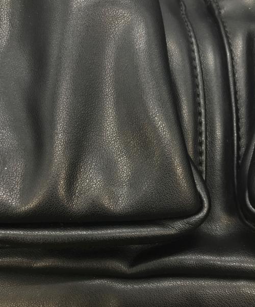 X-GIRL（エックスガール）X-GIRL (エックスガール) FAUX LEATHER MESSENGER BAG ブラックの古着・服飾アイテム