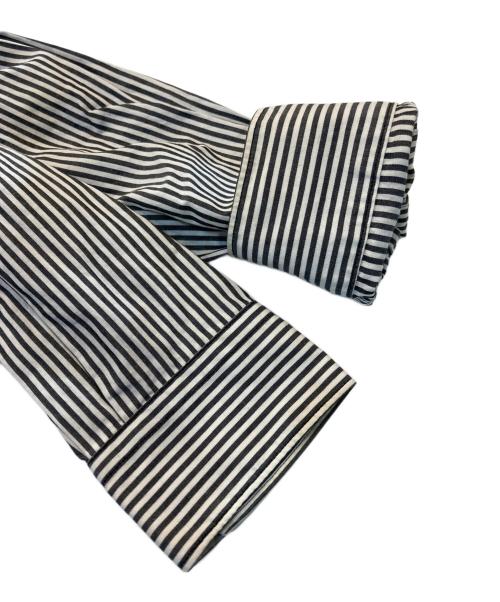 tricot COMME des GARCONS（トリココムデギャルソン）tricot COMME des GARCONS (トリココムデギャルソン) 刺繍デザインストライプシャツ ホワイト サイズ:Sの古着・服飾アイテム