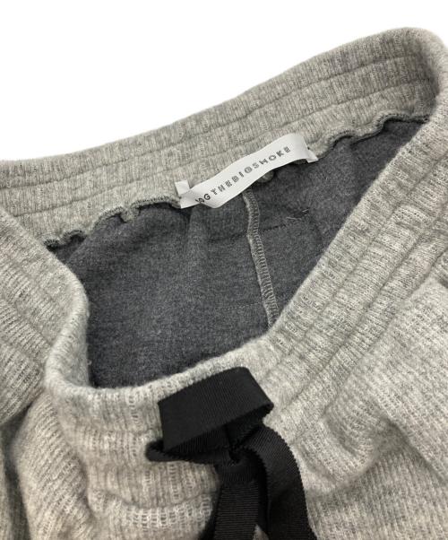 COGTHEBIGSMOKE（コグザビッグスモーク）COGTHEBIGSMOKE (コグザビッグスモーク) ウールパンツ/コグザビッグスモーク/7601-105-521-1 グレー サイズ:Freeの古着・服飾アイテム