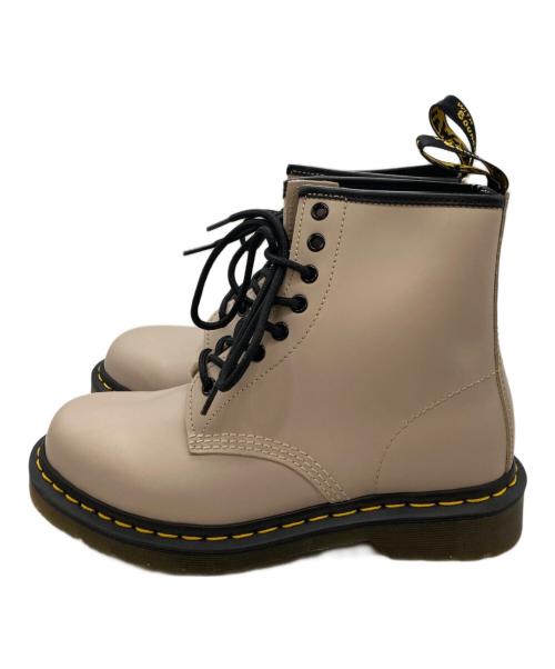 Dr.Martens（ドクターマーチン）Dr.Martens (ドクターマーチン) 1460 8ホールブーツ/ドクターマーチン ベージュ サイズ:25cm(UK6)の古着・服飾アイテム