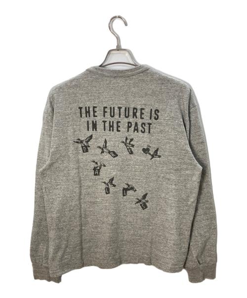 HUMAN MADE（ヒューマンメイド）HUMAN MADE (ヒューマンメイド) ロングスリーブカットソー/ヒューマンメイド/THE FUTURE IS IN THE PAST グレー サイズ:XLの古着・服飾アイテム