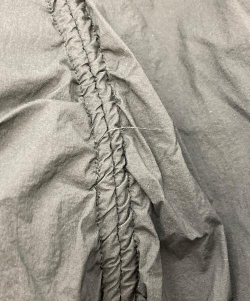 emmi atelier（エミアトリエ）emmi atelier (エミアトリエ) ボリュームドロストジップアップスカート/エミアトリエ/13WFS241034 ブラックの古着・服飾アイテム