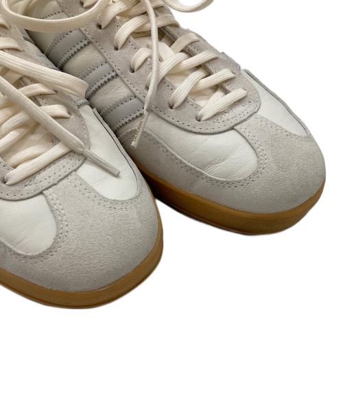 adidas（アディダス）adidas (アディダス) 柴田ひかり (シバタヒカリ) GAZELLE INDOOR/アディダス/柴田ひかり/IH8547 ホワイト サイズ:26.5cmの古着・服飾アイテム