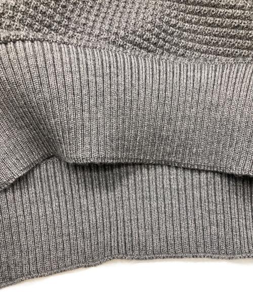 MONCLER（モンクレール）MONCLER (モンクレール) GIROCOLLO TRICOTニット/モンクレール/F20919C73300 A9364 グレー サイズ:Sの古着・服飾アイテム