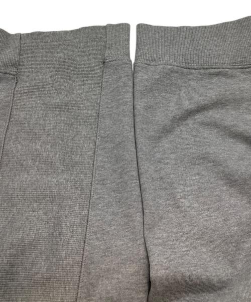 MM6 Maison Margiela（エムエムシックスメゾンマルジェラ）MM6 Maison Margiela (エムエムシックスメゾンマルジェラ) バンドスウェットシャツ/エムエムシックスメゾンマルジェラ/S52GU0197 S25337 グレー サイズ:Sの古着・服飾アイテム