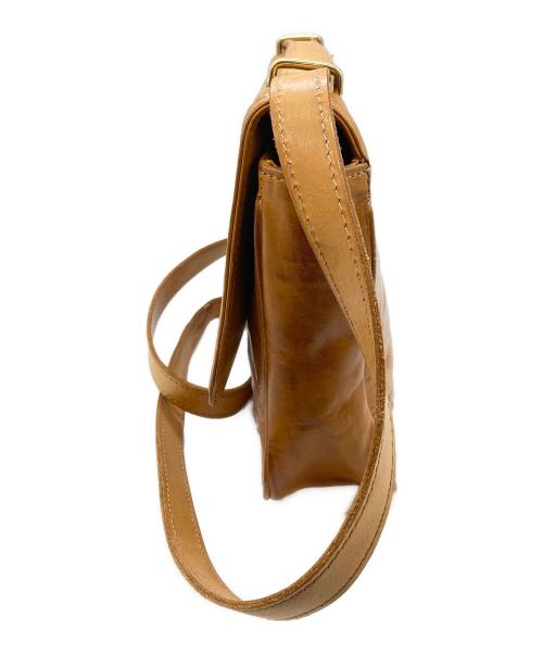 MIHARA YASUHIRO（ミハラヤスヒロ）MIHARA YASUHIRO (ミハラヤスヒロ) 炙り出しレザーショルダーバッグ/ミハラヤスヒロ ブラウンの古着・服飾アイテム