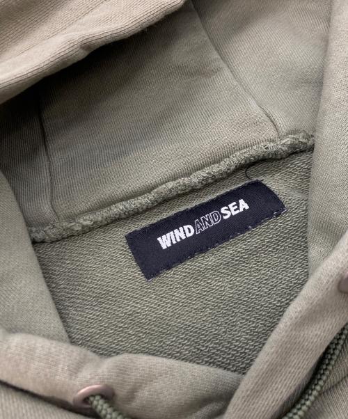 WIND AND SEA（ウィンダンシー）WIND AND SEA (ウィンダンシー) EMBROIDERY LOGO HOODIE/ウィンダンシー/WDS-11TH-CS-18 カーキ サイズ:Sの古着・服飾アイテム