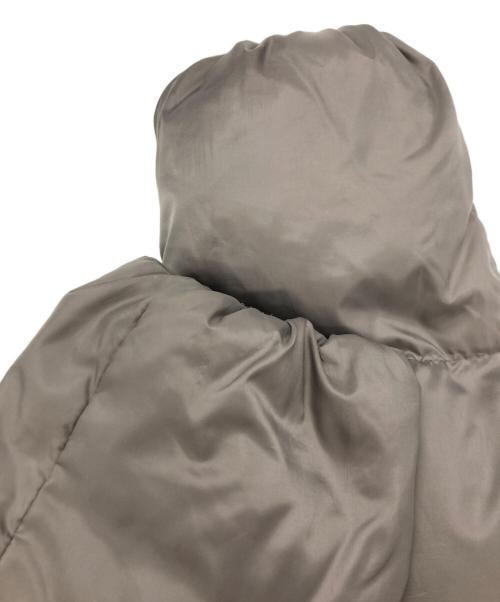 23区（ニジュウサンク）23区 (ニジュウサンク) ダウンコート/ニジュウサンク/ラクーンファー グレー サイズ:Ｍの古着・服飾アイテム