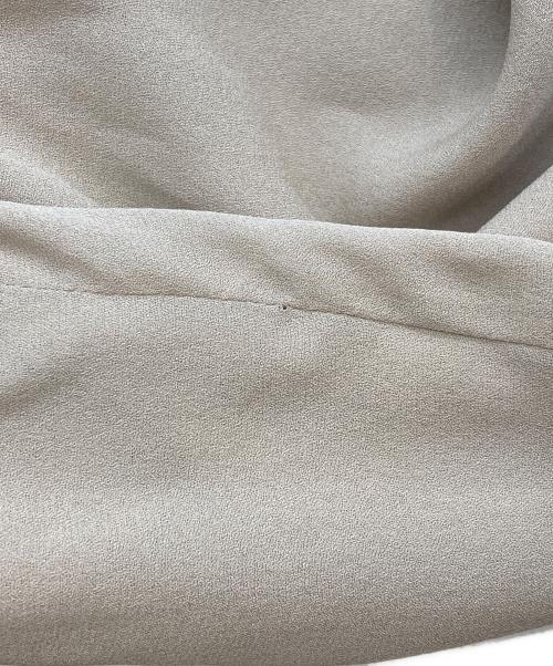 Whim Gazette（ウィムガゼット）Whim Gazette (ウィムガゼット) シルクノースリーブブラウス/ウィムガゼット/WGZ1041304A0008 ベージュ サイズ:Freeの古着・服飾アイテム