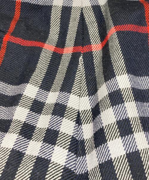 Burberry's（バーバリー）Burberry's (バーバリーズ) シャドーホース ノバチェックハーフパンツ/バーバリーズ/FQA04-007 ネイビー サイズ:11ARの古着・服飾アイテム