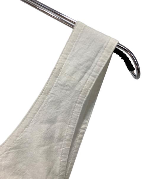 I.S.（アイエス）I.S. (アイエス) ワンピース ホワイト サイズ:Mの古着・服飾アイテム