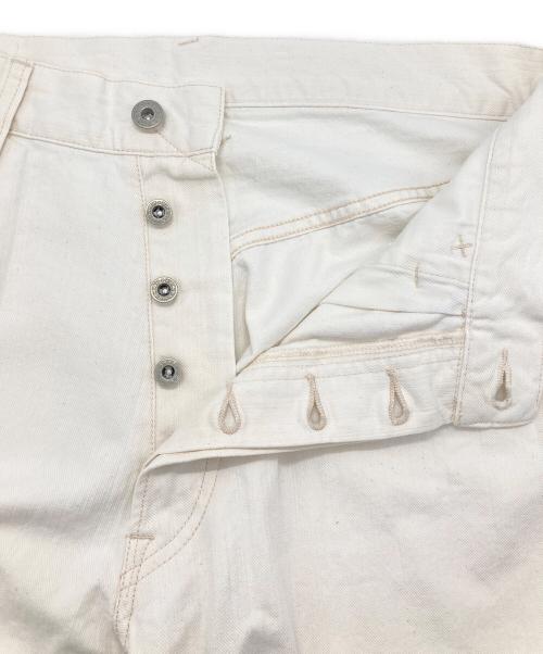 EVISU（エヴィス）EVISU (エヴィス) デニムパンツ ホワイト サイズ:32の古着・服飾アイテム