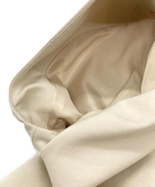 BEAUTY&YOUTH（ビューティーアンドユース）BEAUTY&YOUTH (ビューティーアンドユース) タックフレアノースリーブドレス/ビューティーアンドユース/1626-242-3165 ベージュ サイズ:Ｍの古着・服飾アイテム