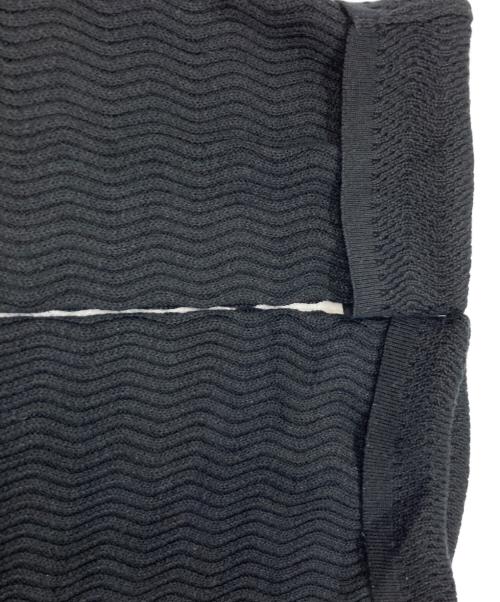 EMPORIO ARMANI（エンポリオ アルマーニ）EMPORIO ARMANI (エンポリオアルマーニ) ワッフルニット/エンポリオアルマーニ/M1M33M M133M ブラック サイズ:52の古着・服飾アイテム