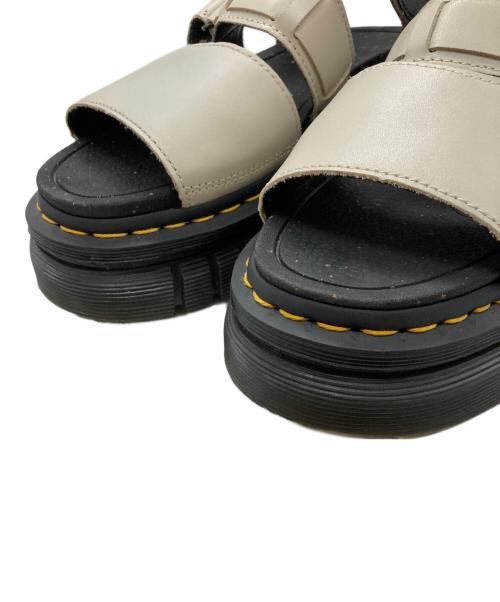 Dr.Martens（ドクターマーチン）Dr.Martens (ドクターマーチン) Ricki 3-strap sandal/ドクターマーチン アイボリー サイズ:UK5の古着・服飾アイテム