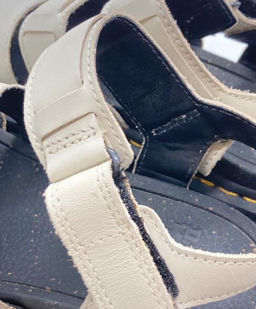 Dr.Martens（ドクターマーチン）Dr.Martens (ドクターマーチン) Ricki 3-strap sandal/ドクターマーチン アイボリー サイズ:UK5の古着・服飾アイテム