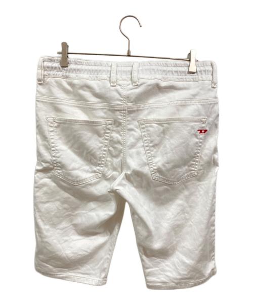 DIESEL（ディーゼル）DIESEL (ディーゼル) D-KROOLEY-SHORT JOGG/ディーゼル/0684U ホワイト サイズ:32の古着・服飾アイテム