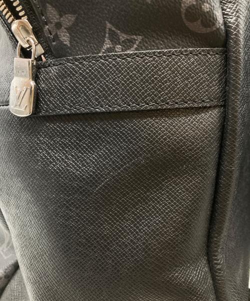 LOUIS VUITTON（ルイ ヴィトン）LOUIS VUITTON (ルイ ヴィトン) タイガ ラマ ディスカバリー バックパック ブラックの古着・服飾アイテム
