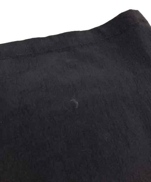 1PIU1UGUALE3 RELAX（ウノピゥウノウグァーレトレ リラックス）1PIU1UGUALE3 RELAX (ウノピゥウノウグァーレトレ リラックス) ハーフパンツ ブラック サイズ:Mの古着・服飾アイテム