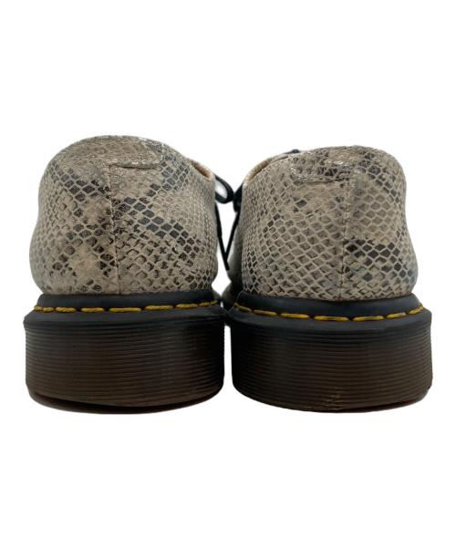 Dr.Martens（ドクターマーチン）Dr.Martens (ドクターマーチン) パイソン柄5ホールシューズ ホワイト サイズ:UK9の古着・服飾アイテム