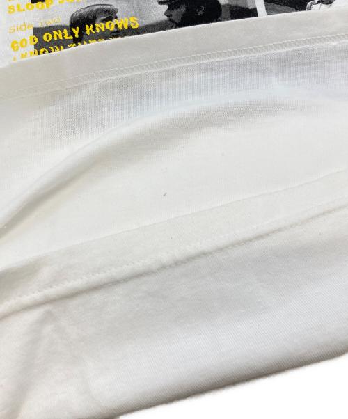 stussy（ステューシー）stussy (ステューシー) プリントTシャツ/ステューシー/The Beach Boys ホワイト サイズ:Mの古着・服飾アイテム