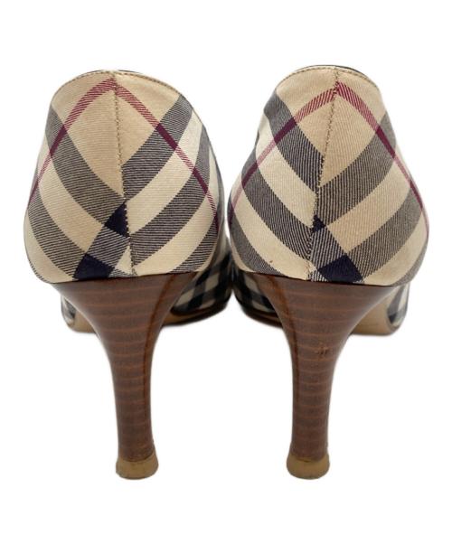 BURBERRY（バーバリー）BURBERRY (バーバリー) ノバチェックヒールパンプス/バーバリー ベージュ サイズ:35 1/2の古着・服飾アイテム