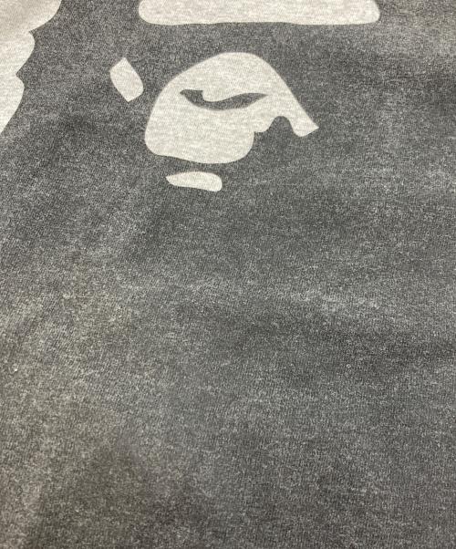A BATHING APE（アベイシングエイプ）A BATHING APE (ア ベイシング エイプ) プリントTシャツ グレー サイズ:Lの古着・服飾アイテム