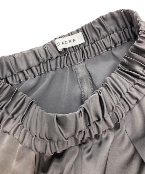 SACRA（サクラ）SACRA (サクラ) TRIACE SATIN PANTS/サクラ/124214112 グレー サイズ:36の古着・服飾アイテム