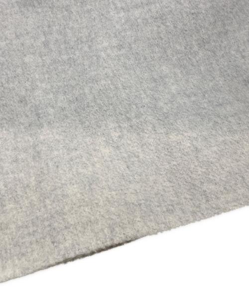 YONFA（ヨンファ）YONFA (ヨンファ) ウールカシミヤ Vネックリバーコート/ヨンファ グレー サイズ:FREEの古着・服飾アイテム