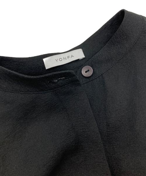 YONFA（ヨンファ）YONFA (ヨンファ) シアーバンドカラーシャツ/ヨンファ/01-22-00 ブラック サイズ:Freeの古着・服飾アイテム