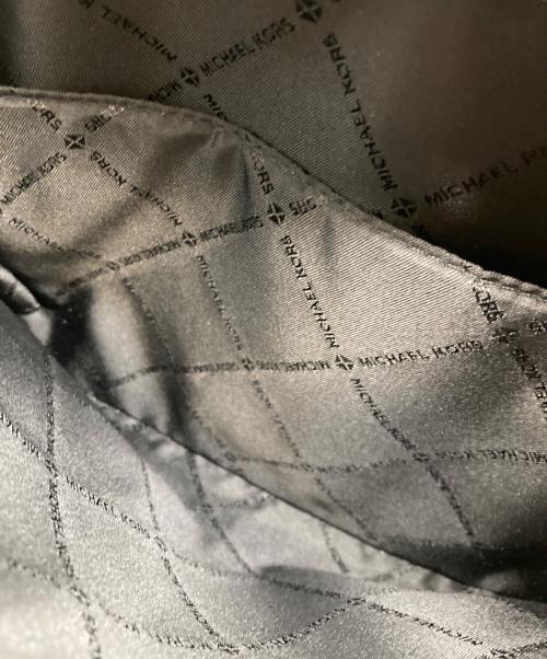 MICHAEL KORS（マイケル・コース）MICHAEL KORS (マイケルコース) マップ ショルダーバッグ/マイケルコース/37S4L ベージュの古着・服飾アイテム