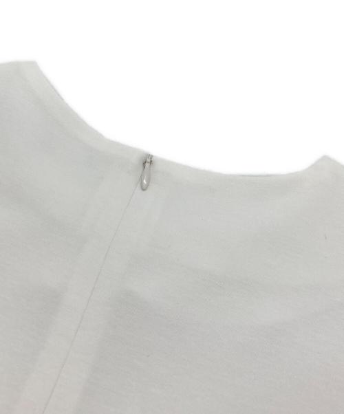 TSURU by MARIKO OIKAWA（ツルバイマリコオイカワ）Tsuru by Mariko Oikawa (ツルバイマリコオイカワ) ペプラム 半袖 ブラウス ホワイト サイズ:36の古着・服飾アイテム