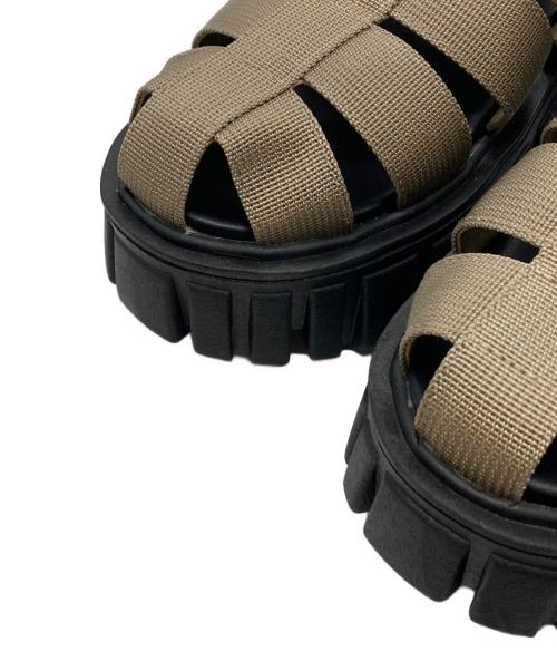 Adam et Rope（アダム エ ロペ）Adam et Rope (アダム エ ロペ) トラックソールグルカサンダル/アダム エ ロペ ベージュ×ブラック サイズ:39の古着・服飾アイテム