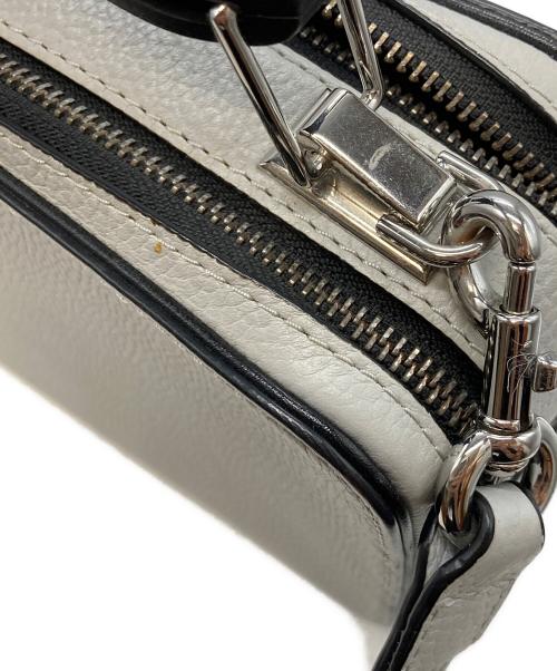 MARC JACOBS（マークジェイコブズ）MARC JACOBS (マークジェイコブス) THE TEXTURED BOX 20/マークジェイコブス/M0014840 グレーの古着・服飾アイテム