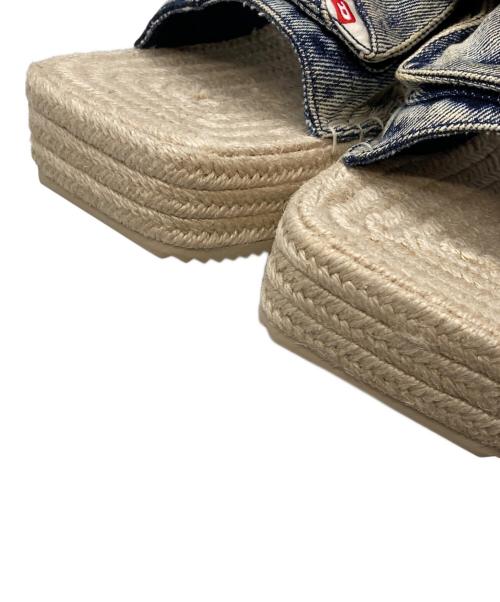 DIESEL（ディーゼル）DIESEL (ディーゼル) D-IBIZA サンダル/ディーゼル/Y03568 P8100 HA378 ベージュ×インディゴ サイズ:40の古着・服飾アイテム