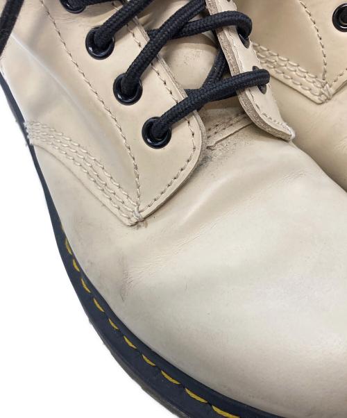 Dr.Martens（ドクターマーチン）Dr.Martens (ドクターマーチン) 8ホールブーツ/ドクターマーチン ベージュ サイズ:UK6の古着・服飾アイテム