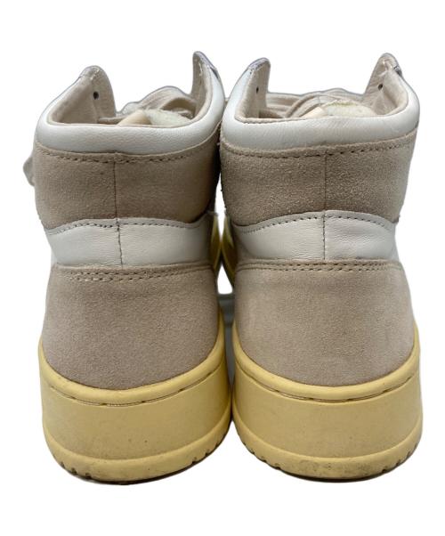 AUTRY（オートリ―）AUTRY (オートリ―) MID WOM SUEDE/LEAT WHT/SAND/オートリ― アイボリー サイズ:24.5cmの古着・服飾アイテム