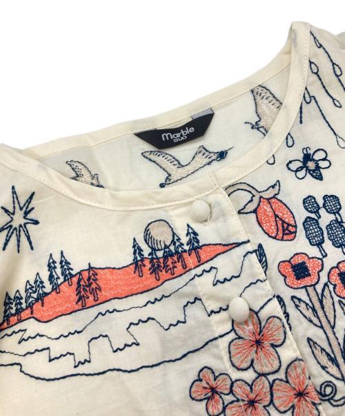 Marble SUD（マーブルシュッド）Marble SUD (マーブルシュッド) EMB rainbow ストリングSH/マーブルシュッド/05FS074001/25SS アイボリー サイズ:表記なしの古着・服飾アイテム