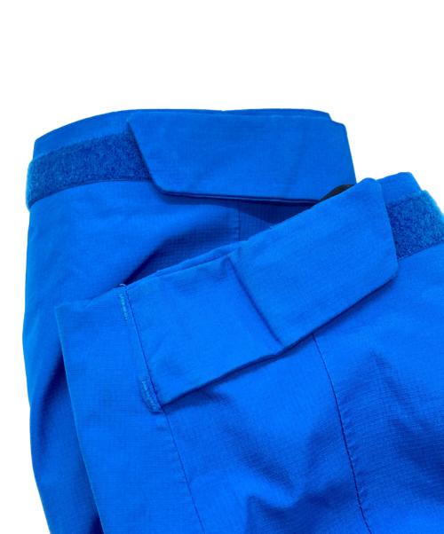 OAKLEY（オークリー）OAKLEY (オークリー) BUCKEYE GORE-TEX SHELL JACKET/オークリー ブルー サイズ:Mの古着・服飾アイテム