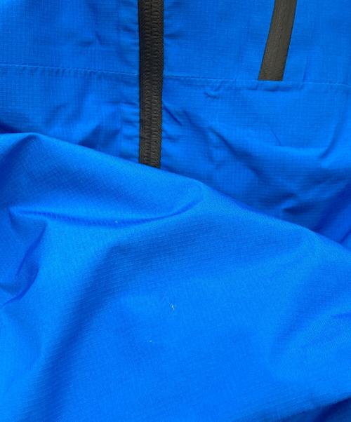 OAKLEY（オークリー）OAKLEY (オークリー) BUCKEYE GORE-TEX SHELL JACKET/オークリー ブルー サイズ:Mの古着・服飾アイテム