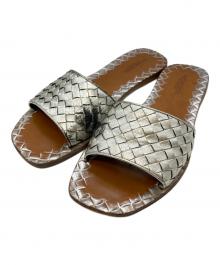BOTTEGA VENETA（ボッテガベネタ）の古着「レザーサンダル/ボッテガベネタ」｜シルバー