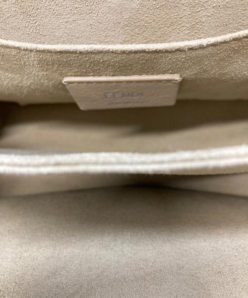 FENDI（フェンディ）FENDI (フェンディ) ショルダーバッグ/フェンディ/8BT283/キャナイエフ/03897079 グレーの古着・服飾アイテム