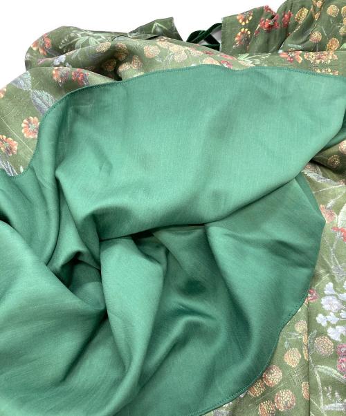 CABAN（キャバン）CABAN (キャバン) シルク パレルモフラワープリントキャミソールワンピース/キャバン/39-06-21-06002 グリーン サイズ:Freeの古着・服飾アイテム