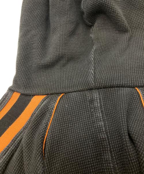 DOLCE & GABBANA（ドルチェ＆ガッバーナ）DOLCE & GABBANA (ドルチェ＆ガッバーナ) フードレイヤードDGパッチパーカー　ドルチェ＆ガッバーナ　G9KT1Z/G7NBD ブラック×オレンジ サイズ:44の古着・服飾アイテム