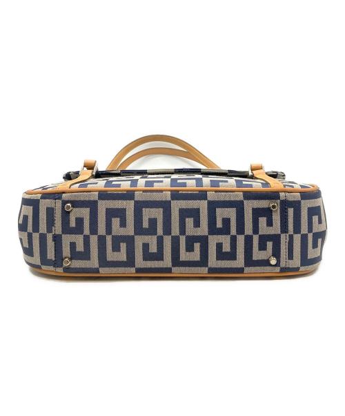 GIVENCHY（ジバンシィ）GIVENCHY (ジバンシィ) ロゴ総柄ショルダーバッグ/ジバンシィ/日本製 ベージュ×ネイビーの古着・服飾アイテム
