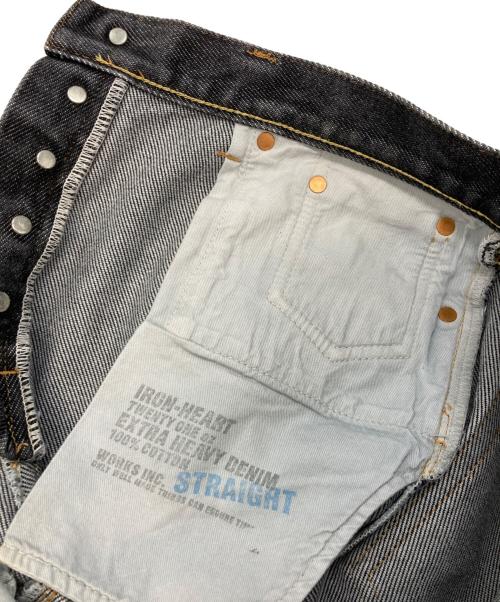 IRON HEART（アイアンハート）IRON HEART (アイアンハート) ブラックジーンズ ブラック サイズ:W33の古着・服飾アイテム